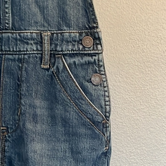 👧🏻Girls GAP Denim Overalls Dress - Picture 2 of 10